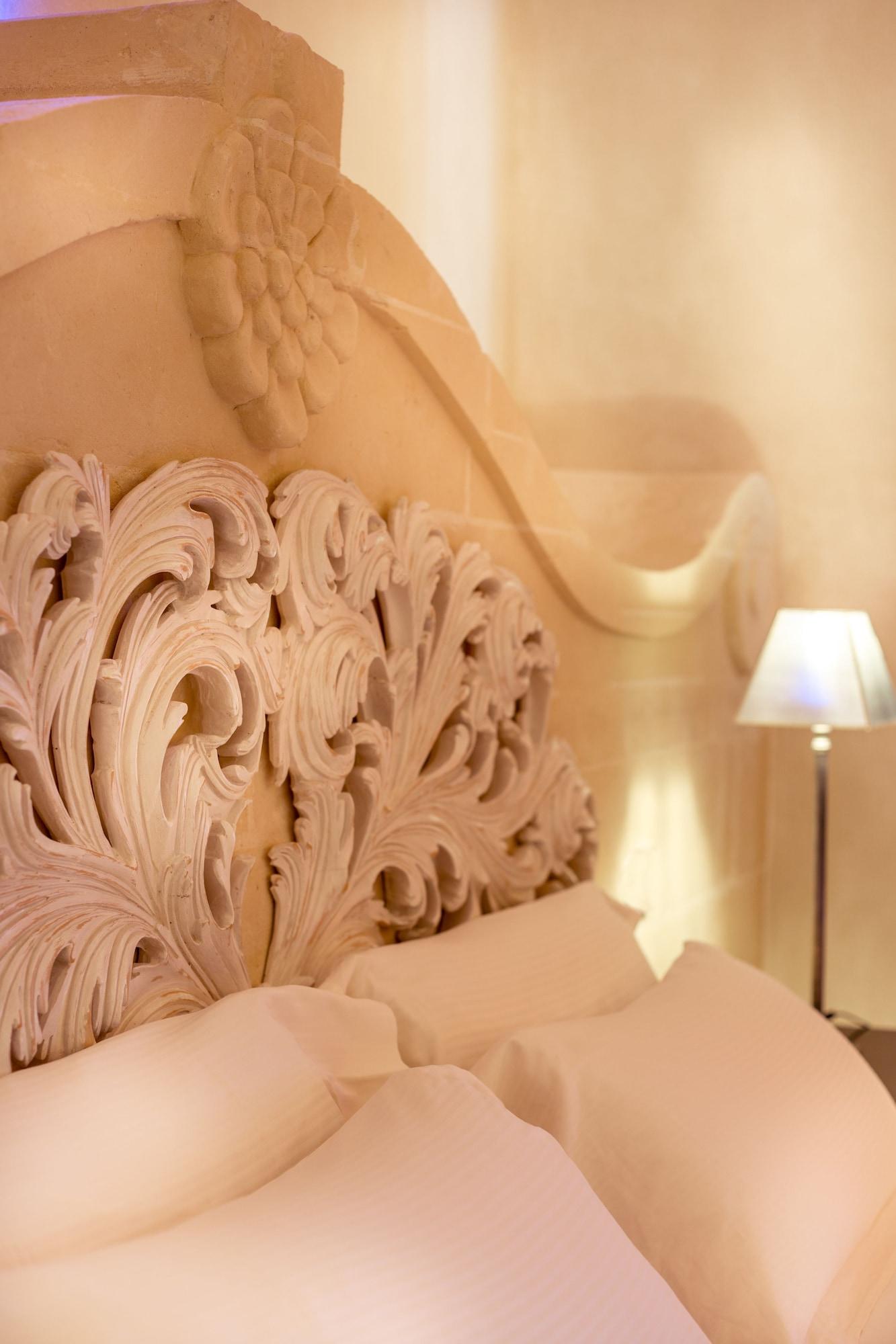 Palazzo Gattini Luxury Hotel - Vretreats มาเตรา ภายนอก รูปภาพ