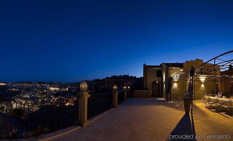 Palazzo Gattini Luxury Hotel - Vretreats มาเตรา ภายนอก รูปภาพ