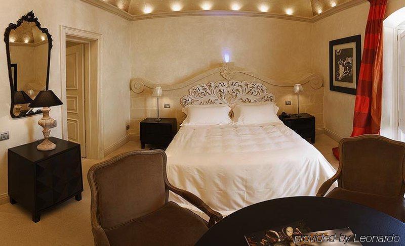 Palazzo Gattini Luxury Hotel - Vretreats มาเตรา ภายนอก รูปภาพ