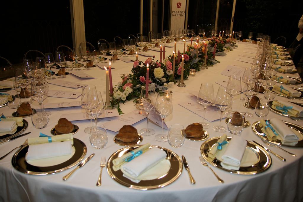 Palazzo Gattini Luxury Hotel - Vretreats มาเตรา ภายนอก รูปภาพ