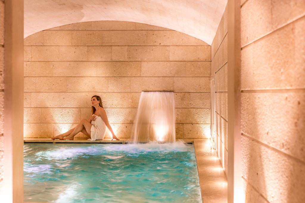 Palazzo Gattini Luxury Hotel - Vretreats มาเตรา ภายนอก รูปภาพ